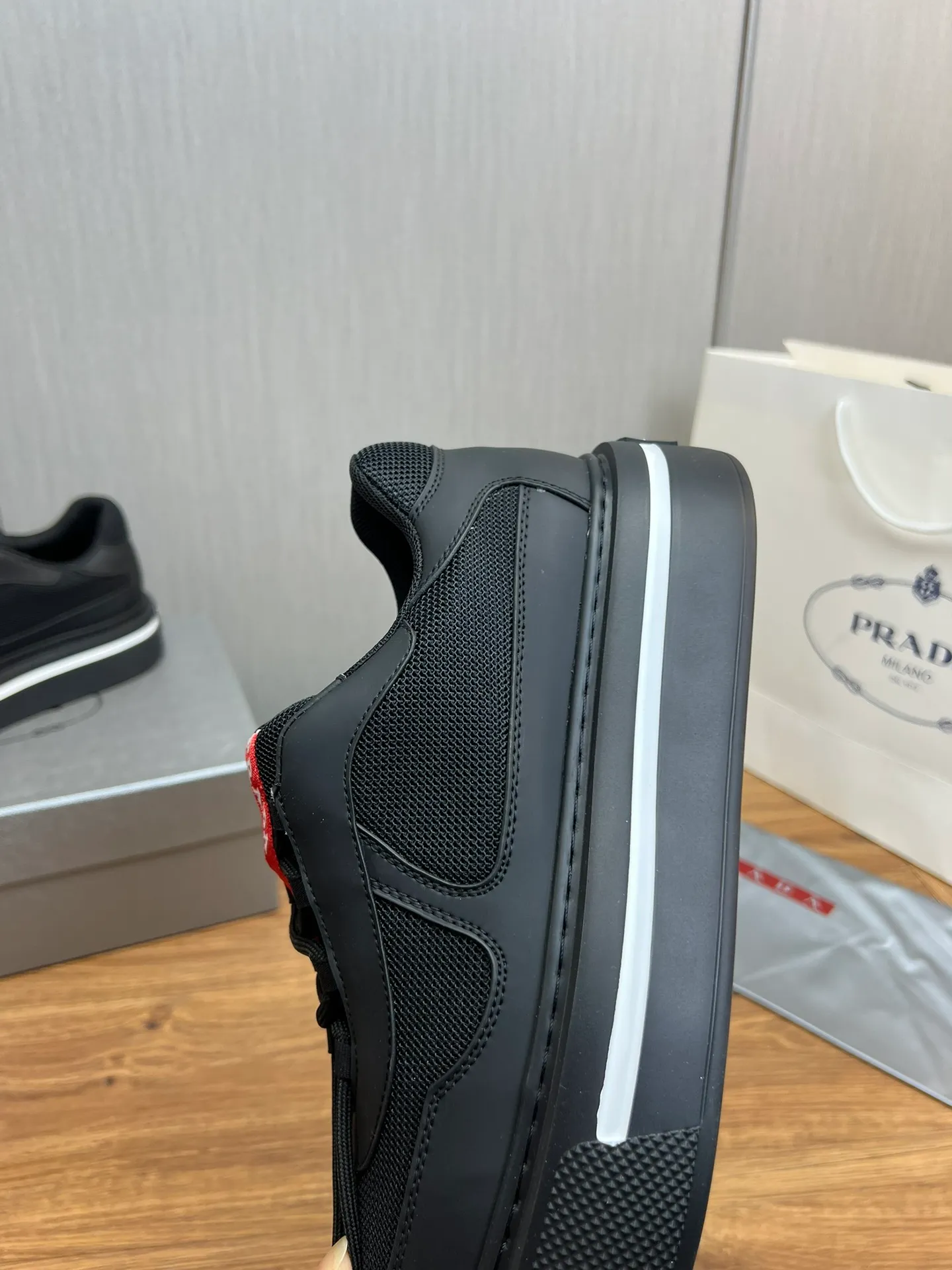 Men's shoes 💰580💰 [PRADA] Men's shoes are popular in the counter, official website is synchronized, 1 high-quality shipment ✔️Original fly-woven cowhide + cowhide lining, 1🆚1 replica, original sole, 38-45 (45 customized, non-refundable)